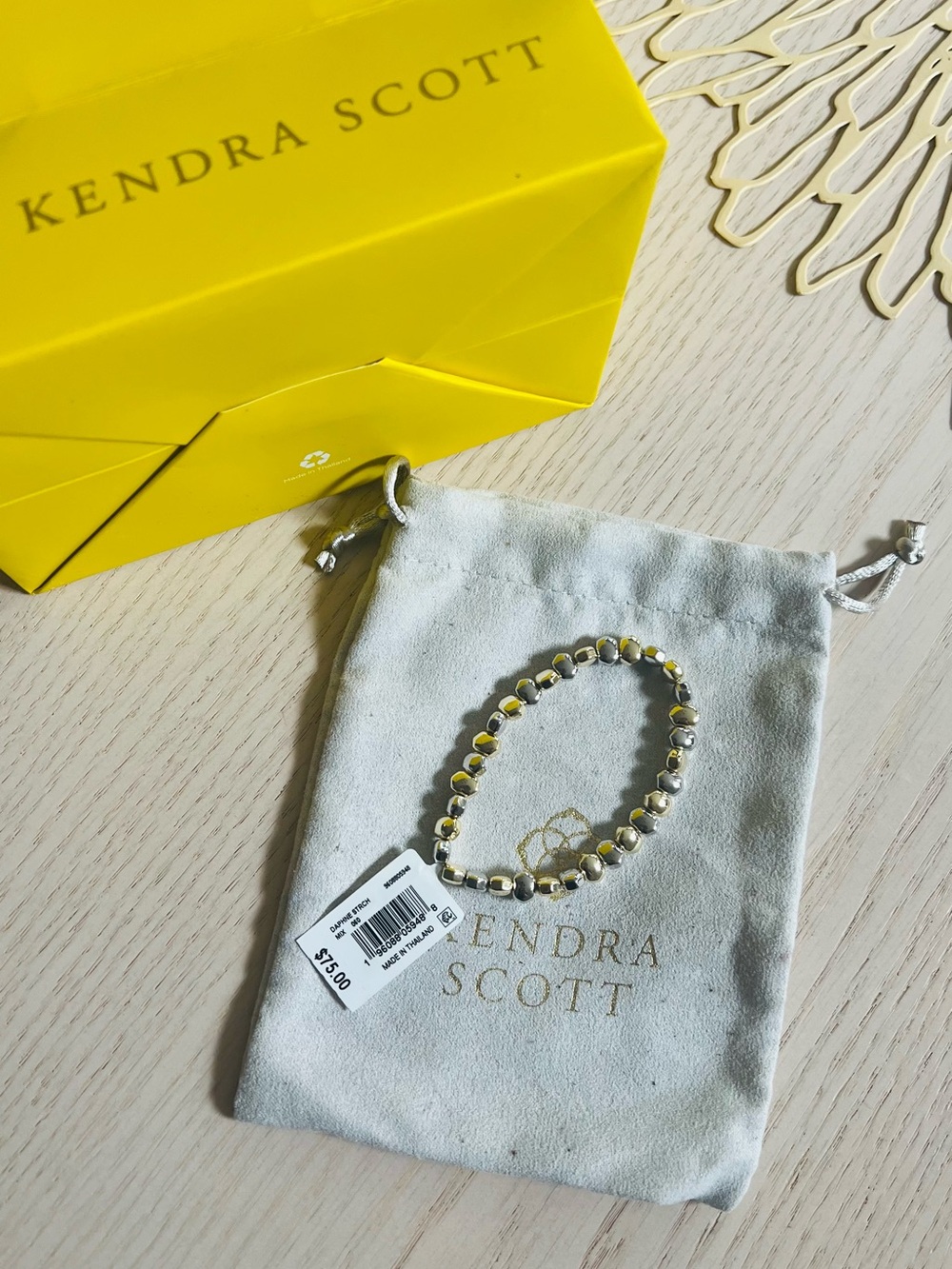 Kendra Scott Daphne Mixed Metal stretch bracelet. New - Picture 3 of 3